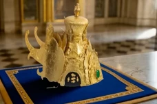 Kirab Panji dan Mahkota...