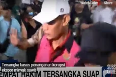 Hakim dan Pengacara...