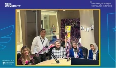 Hari Kartini, Dosen...