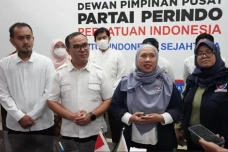 Partai Perindo Dukung...
