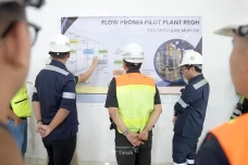 Logam Tanah Jarang Jadi...