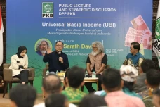 Gelar Diskusi Bersama...