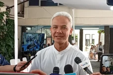 Melayat Bunda Iffet,...