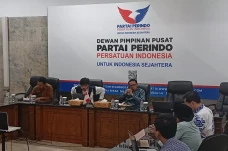 Partai Perindo Gelar...