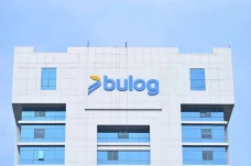 Bulog Kantongi Laba...