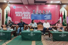 Peringati Hari Buruh,...