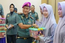 25 Tahun Pengabdian,...