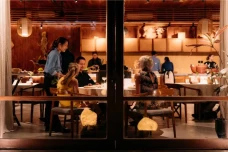Usung Farm to Table,...