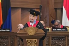 Guru Besar Unair Ingatkan...