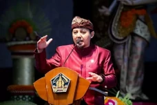 PLN Icon Plus-Gubernur...