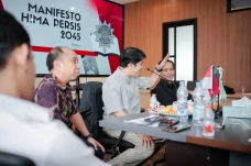 Hima Persis Rumuskan...