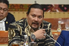 Admin dan Anggota Grup...