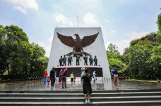 Mereka yang Bersuara...