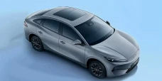 BYD Luncurkan Sedan...