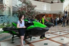 Tiga Jet Ski® Premium...