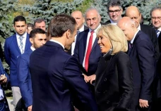 Profil Emmanuel Macron,...