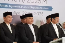Putuskan Tak Maju Caketum...