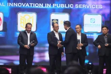 Kementerian Hukum Raih...