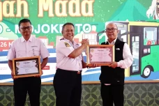 Bank Jatim Dukung Layanan...