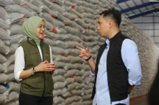 Perum Bulog Tegaskan...