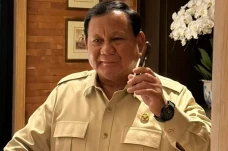 Prabowo Ditelepon PM...