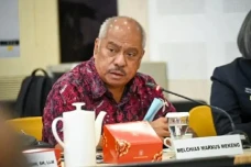 Mekeng Ungkap Izin Tambang...
