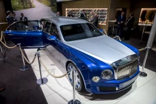 Cuma Ada 12 Unit, Bentley...