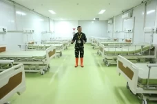 Covid-19 di Asia Naik,...