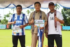 Pimpin Tunas Inti FC...