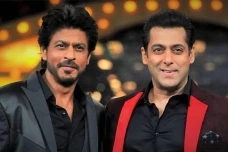 Shah Rukh Khan hingga...