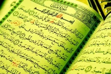 3 Keutamaan Surat Al...