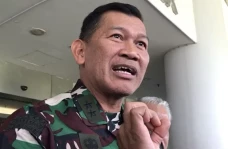Kapuspen TNI Sambangi...