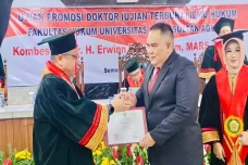 Usulkan Rekonstruksi...