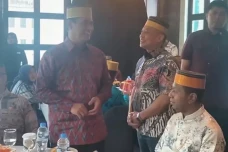 Hadiri Pengukuhan Kerukunan...