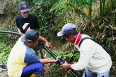 Kolaborasi Vinilon Group...
