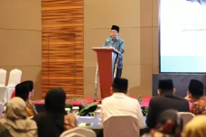 Menag Ajak Amil Zakat...