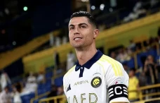 4 Fakta Gaji Fantastis...