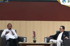 Hasan Nasbi Ungkap Fenomena...