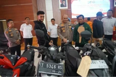37 Kali Beraksi Curi...