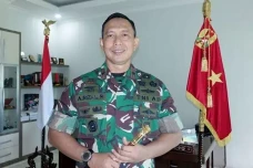 Profil Mayjen Ahmad...