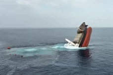 Laut Merah Kembali Memanas,...