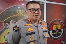 Ngamar dengan Ibu Persit,...