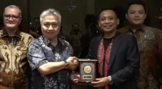 Indonesia-Sarawak Jajaki...