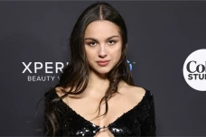Olivia Rodrigo Sedih...