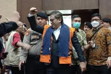 4 Kelompok Massa Bakal...