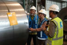 Industri Baja Jadi Fokus...