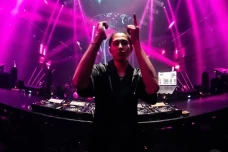 DJ Panda Dihujani Cancel...