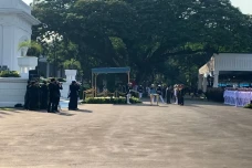Prabowo: TNI-Polri Tiang...
