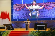 Jejak Pendidikan Stella...