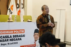 Pimpin PKS Jabar, Abah...